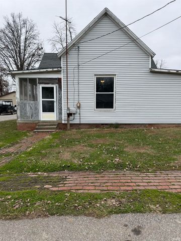 122 E Taylor Street, Boonville, IN 47601
