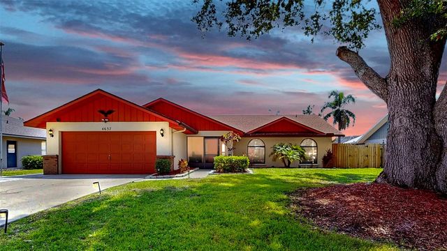 4637 31ST COURT E, Bradenton, FL 34203