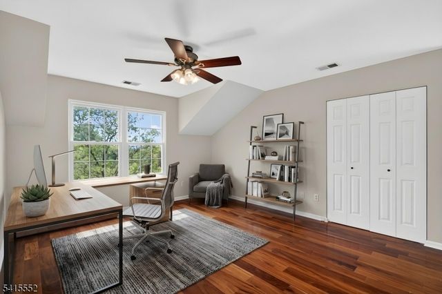 33 Four Oaks Road, Bedminster Twp., NJ 07921