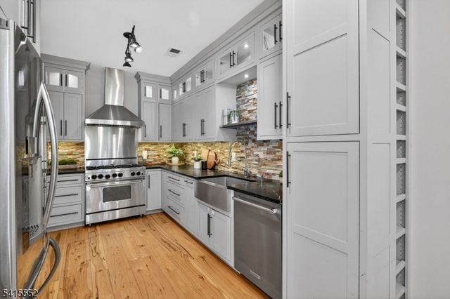 33 Four Oaks Road, Bedminster Twp., NJ 07921