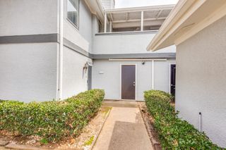 638 Ridgeline Drive, Hurst, TX 76053