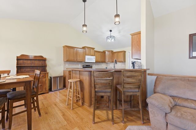 632 E Sprucewood St, Park City, KS 67147