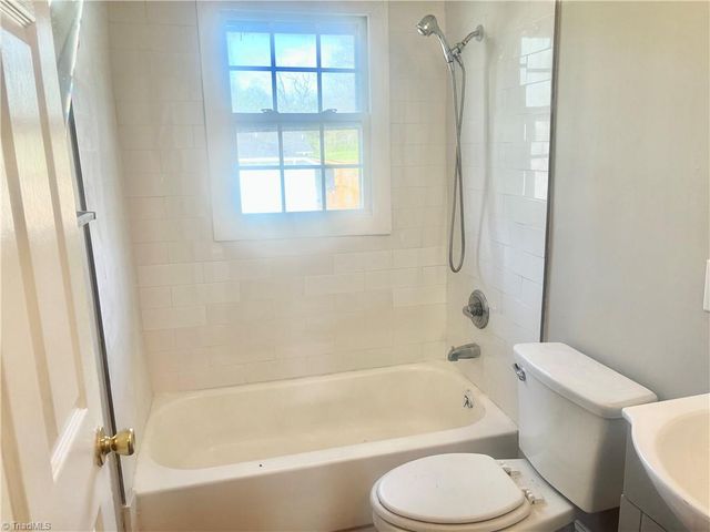 409 W 23rd Street, Winston-salem, NC 27105