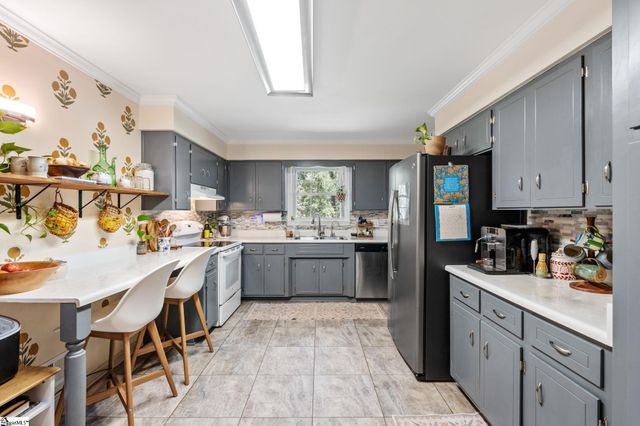 174 Brookgreen Drive, Inman, SC 29349