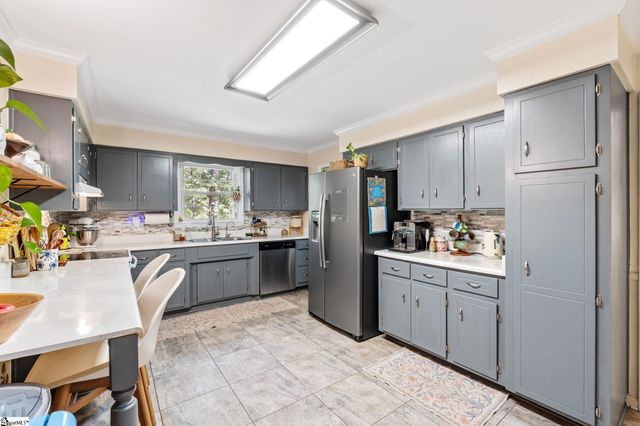 174 Brookgreen Drive, Inman, SC 29349