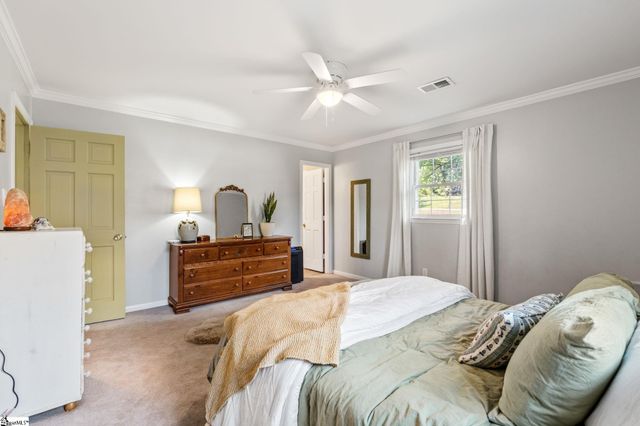174 Brookgreen Drive, Inman, SC 29349