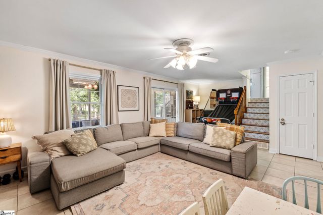 174 Brookgreen Drive, Inman, SC 29349
