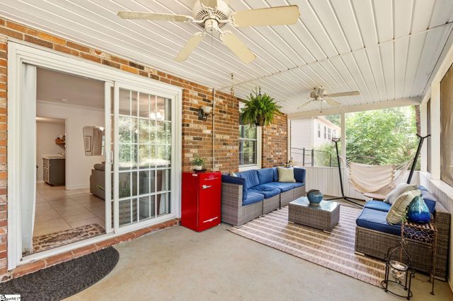 174 Brookgreen Drive, Inman, SC 29349