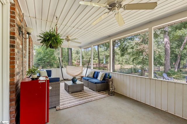 174 Brookgreen Drive, Inman, SC 29349