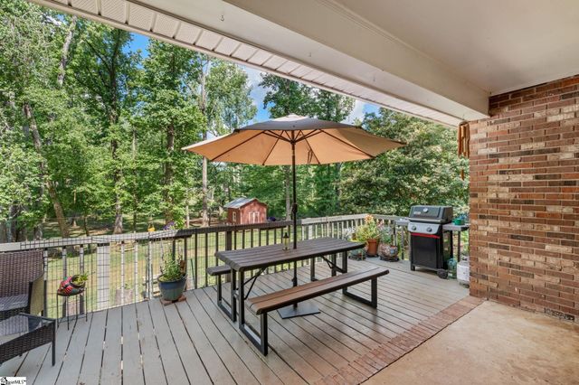 174 Brookgreen Drive, Inman, SC 29349