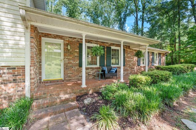 174 Brookgreen Drive, Inman, SC 29349