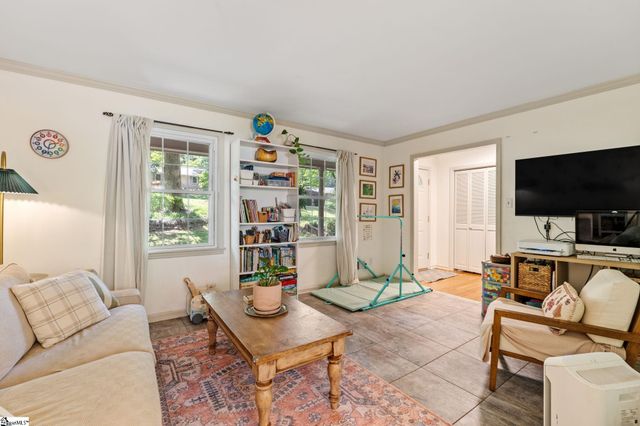 174 Brookgreen Drive, Inman, SC 29349