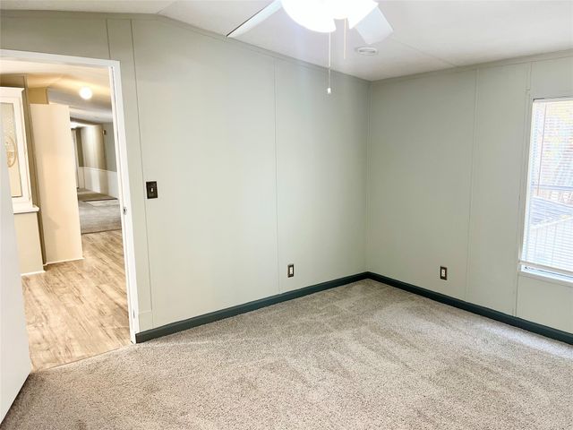 2205 Beechwood Drive, Arlington, TX 76006