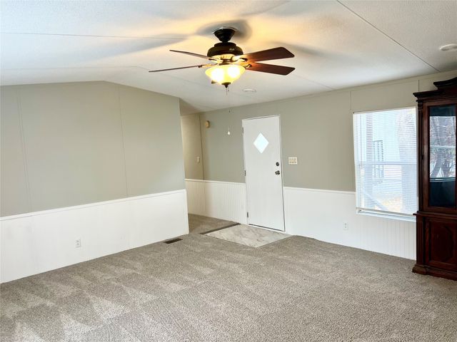 2205 Beechwood Drive, Arlington, TX 76006