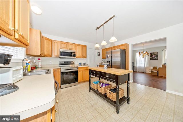 7523 SENECA RIDGE DR, York, PA 17403