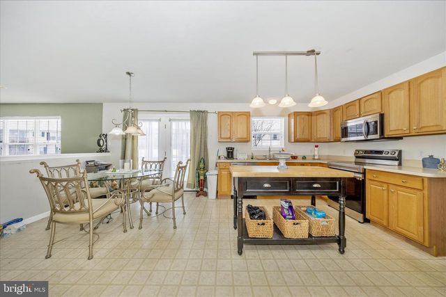 7523 SENECA RIDGE DR, York, PA 17403