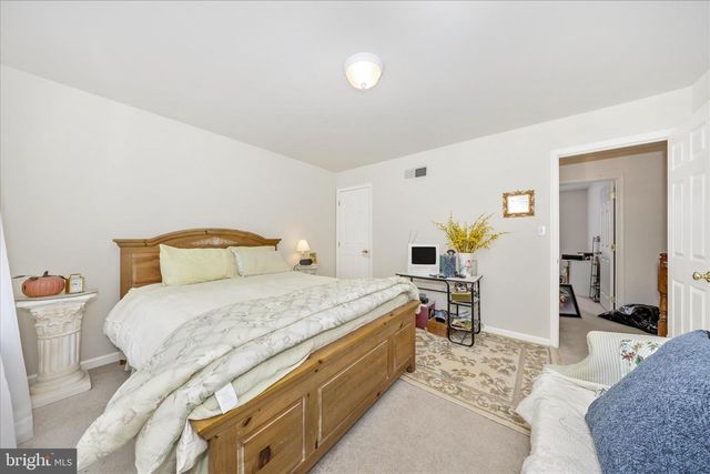 7523 SENECA RIDGE DR, York, PA 17403