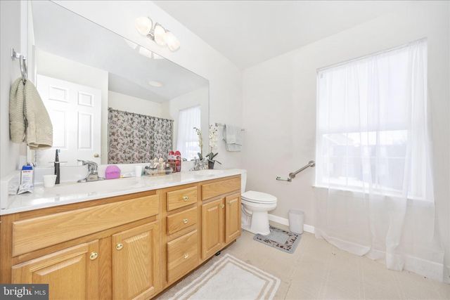 7523 SENECA RIDGE DR, York, PA 17403