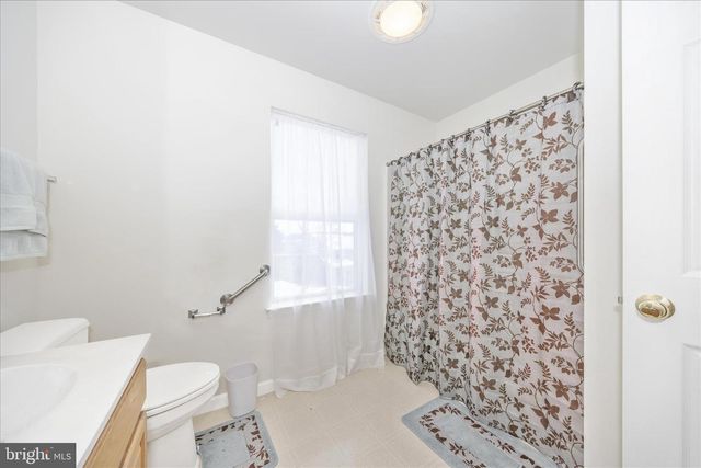 7523 SENECA RIDGE DR, York, PA 17403