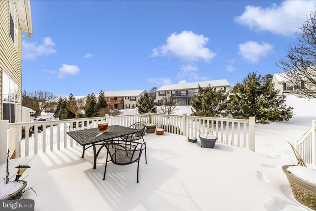 7523 SENECA RIDGE DR, York, PA 17403