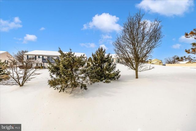 7523 SENECA RIDGE DR, York, PA 17403