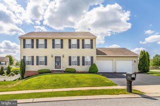 7523 SENECA RIDGE DR, York, PA 17403