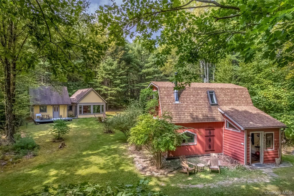 101 Lackawack Hill Road, Napanoch, NY 12458