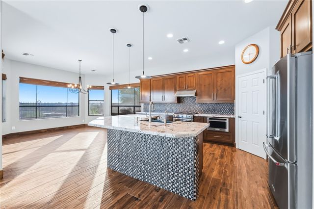 2836 Fort Silver Drive, Bullhead City, AZ 86429