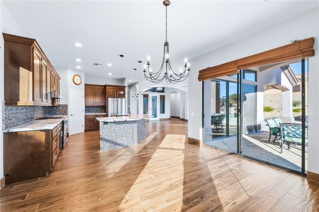 2836 Fort Silver Drive, Bullhead City, AZ 86429