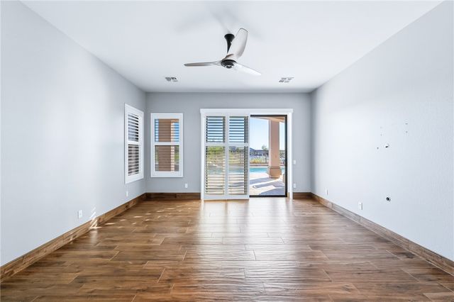 2836 Fort Silver Drive, Bullhead City, AZ 86429