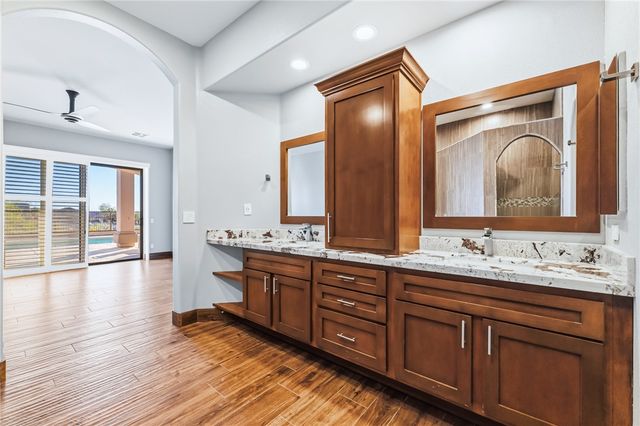 2836 Fort Silver Drive, Bullhead City, AZ 86429