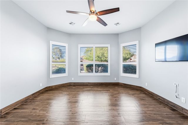 2836 Fort Silver Drive, Bullhead City, AZ 86429