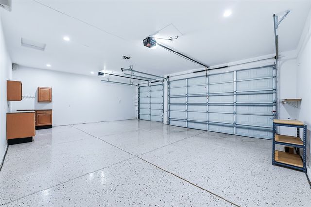 2836 Fort Silver Drive, Bullhead City, AZ 86429