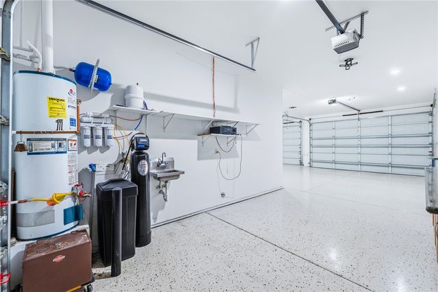 2836 Fort Silver Drive, Bullhead City, AZ 86429