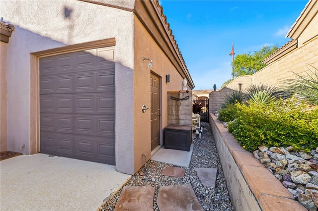 2836 Fort Silver Drive, Bullhead City, AZ 86429