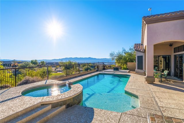 2836 Fort Silver Drive, Bullhead City, AZ 86429