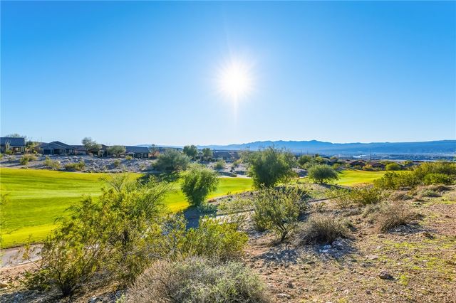 2836 Fort Silver Drive, Bullhead City, AZ 86429