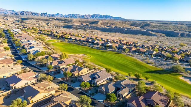 2836 Fort Silver Drive, Bullhead City, AZ 86429