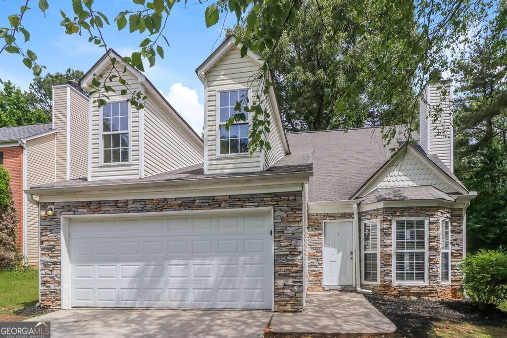 2540 Lake Royale Drive, Riverdale, GA 30296