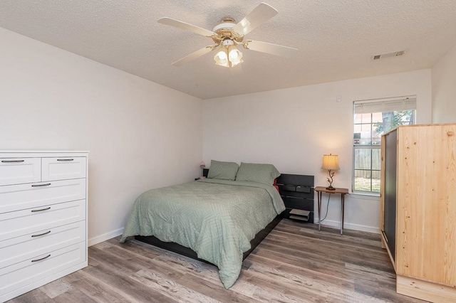 6600 SUNGATE CIR, Bartlett, TN 38135