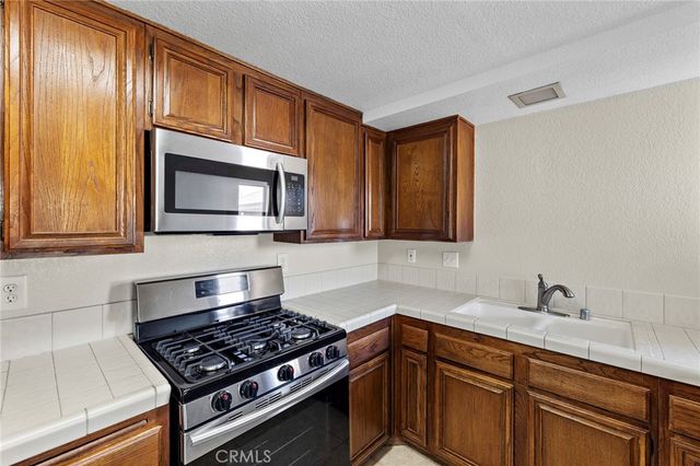 5050 Canyon Crest 7, Riverside, CA 92507