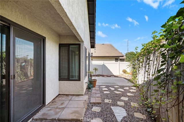 5050 Canyon Crest 7, Riverside, CA 92507