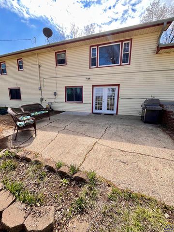 2152 Morningside Dr, Emporia, KS 66801