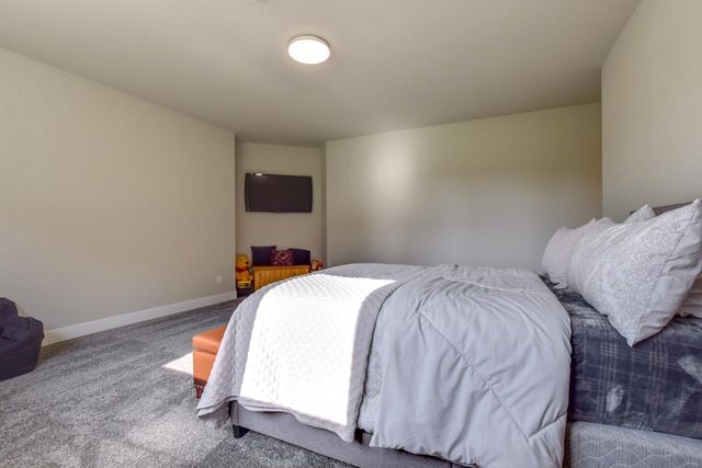 5803 Bellewood Drive, Waunakee, WI 53597