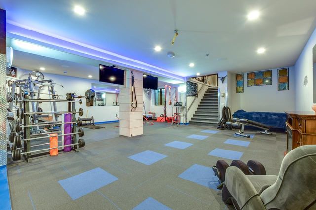 5803 Bellewood Drive, Waunakee, WI 53597