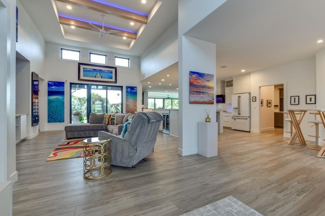 5803 Bellewood Drive, Waunakee, WI 53597