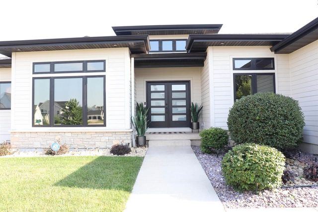 5803 Bellewood Drive, Waunakee, WI 53597