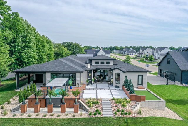 5803 Bellewood Drive, Waunakee, WI 53597