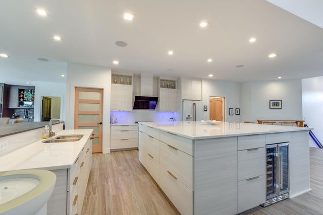 5803 Bellewood Drive, Waunakee, WI 53597