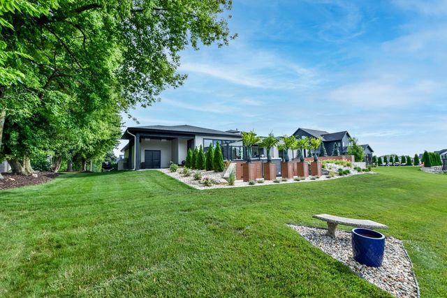 5803 Bellewood Drive, Waunakee, WI 53597
